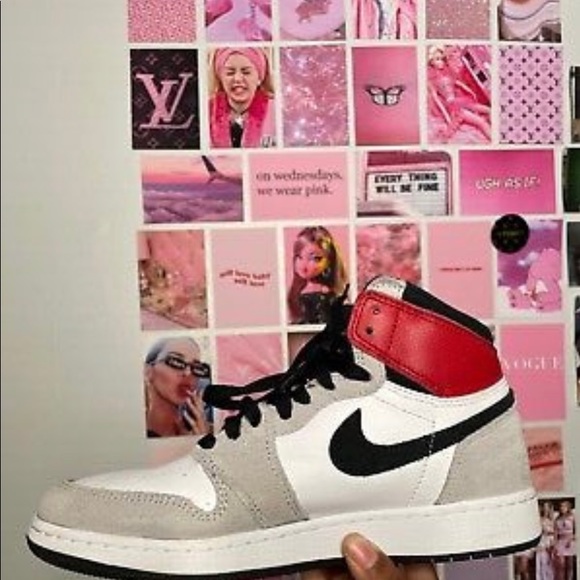 Size 6.5 - Jordan 1 Retro High OG Smoke Gray 2020 - Picture 5 of 9